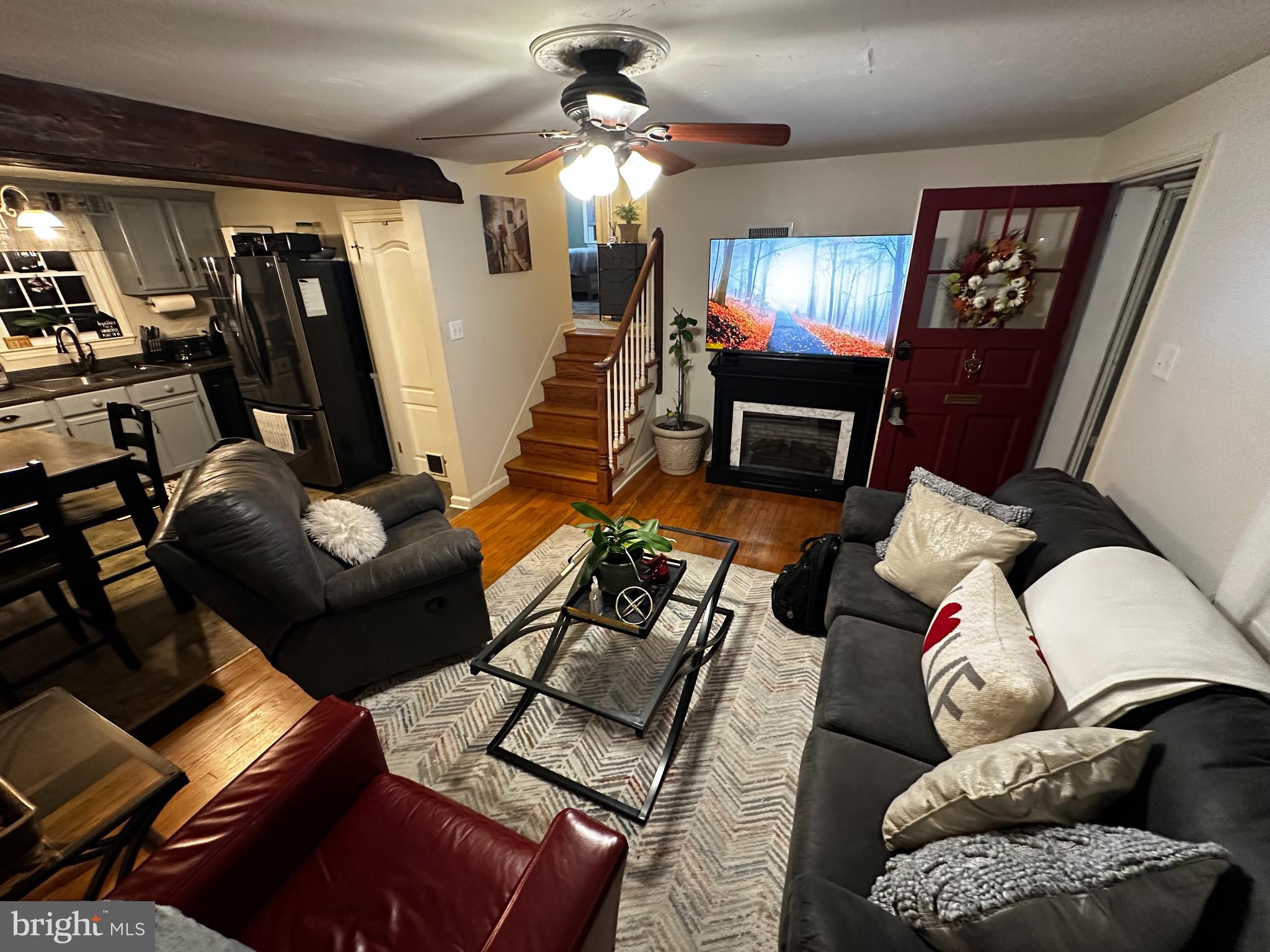 PARK VILLAGE - Residential