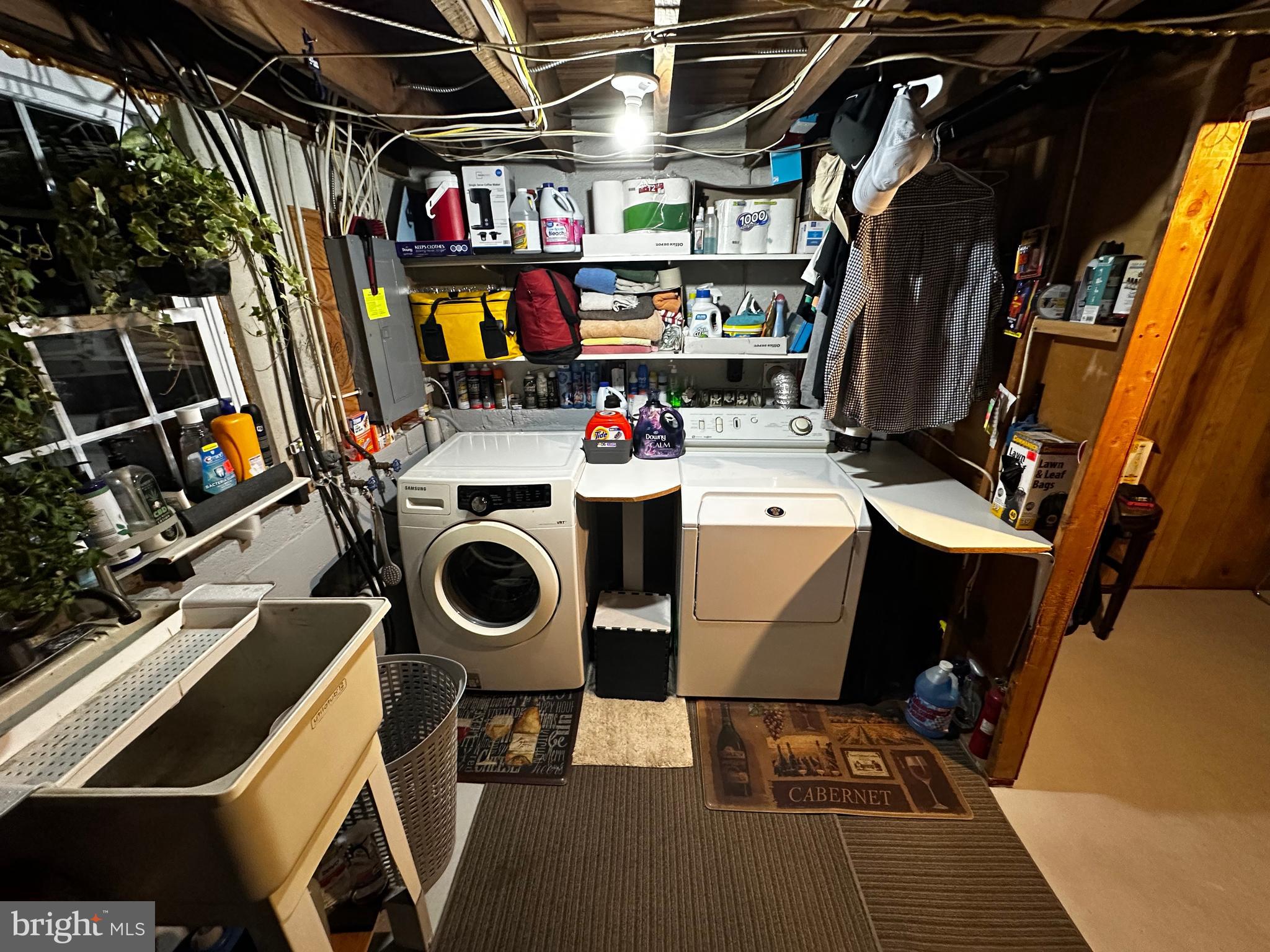 PARK VILLAGE - Residential