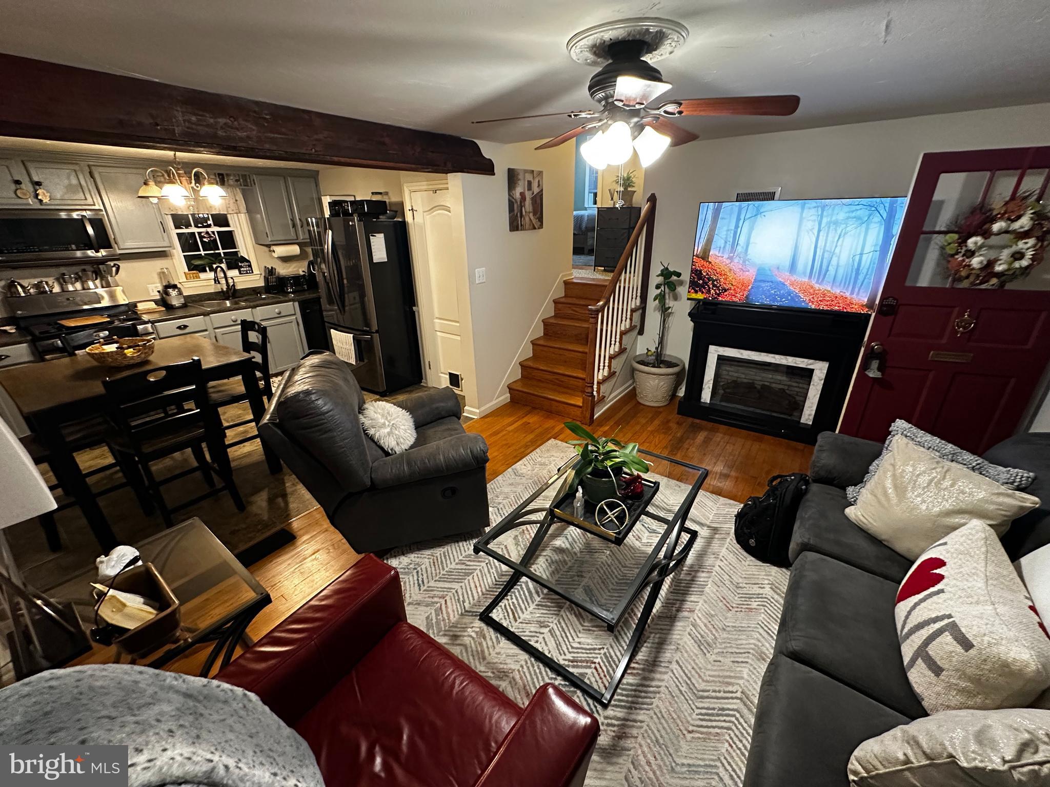 PARK VILLAGE - Residential