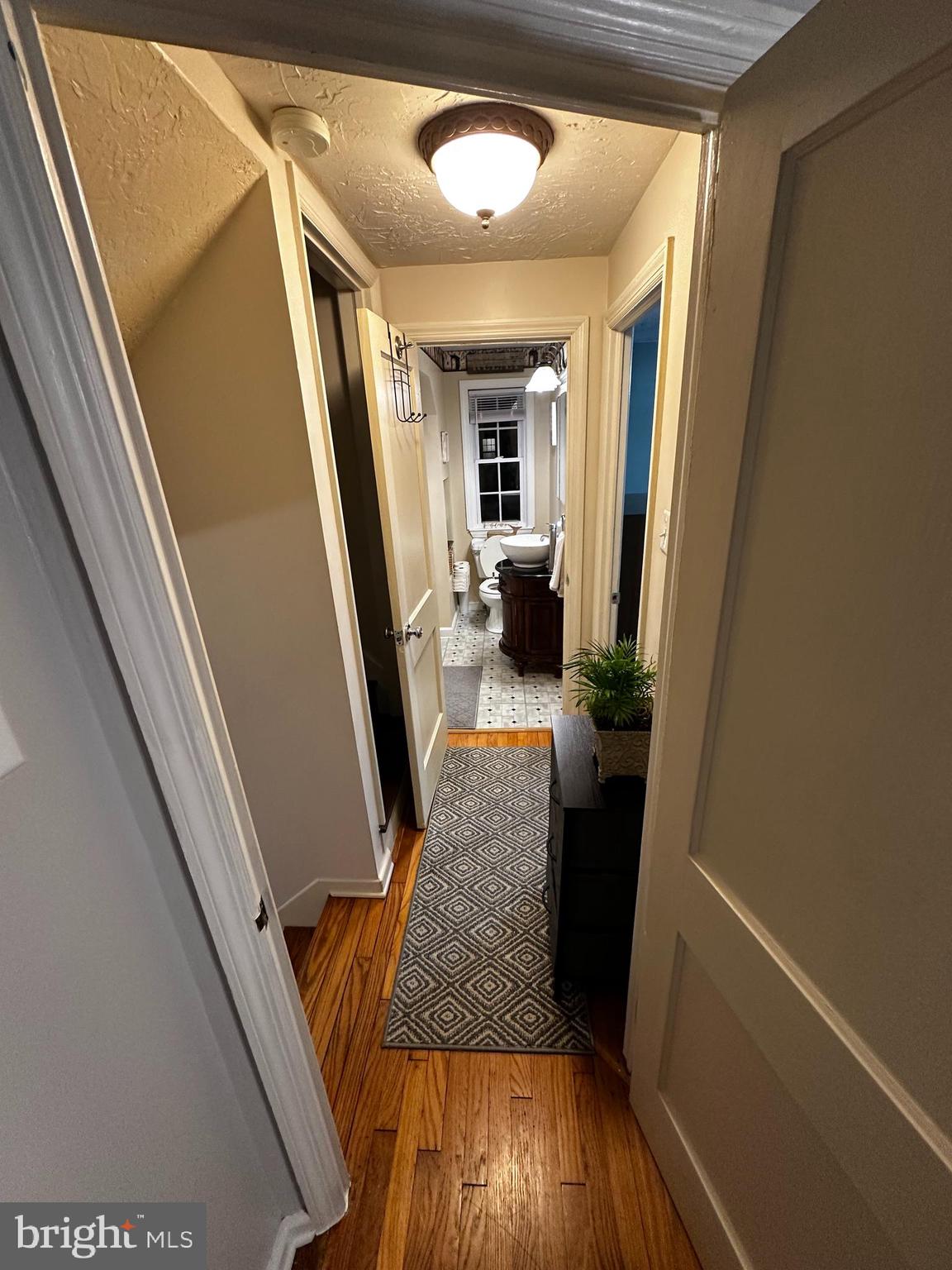 PARK VILLAGE - Residential