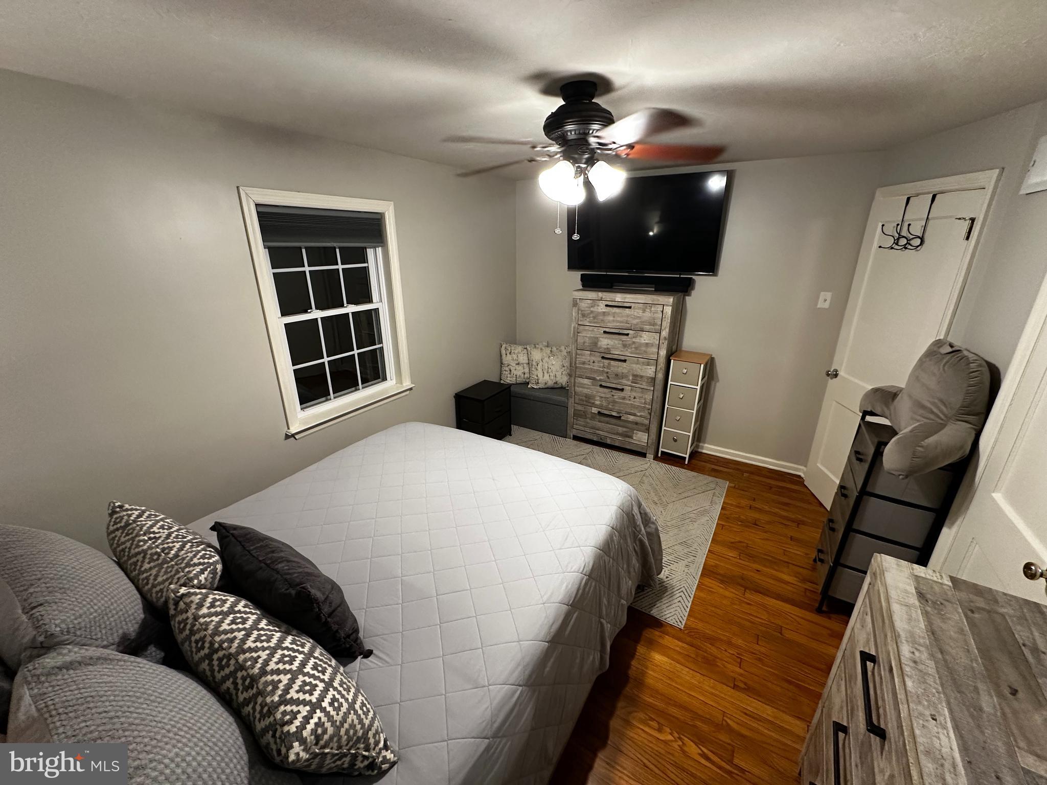 PARK VILLAGE - Residential