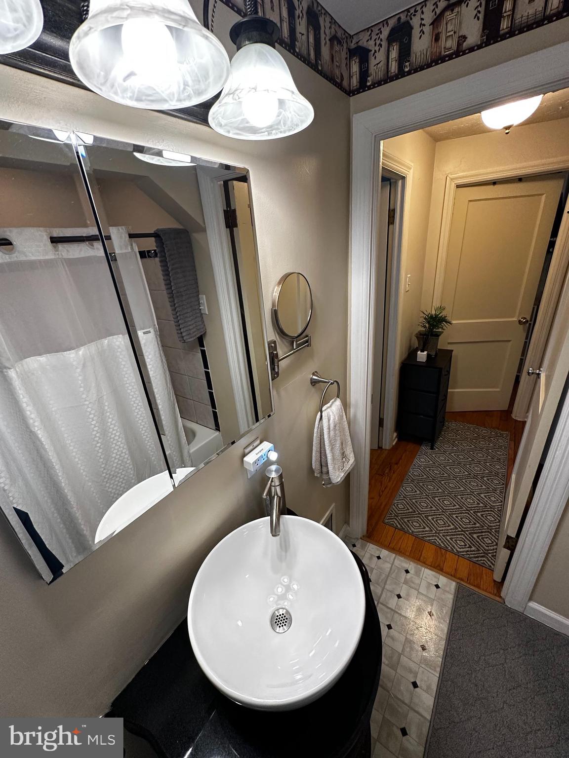 PARK VILLAGE - Residential