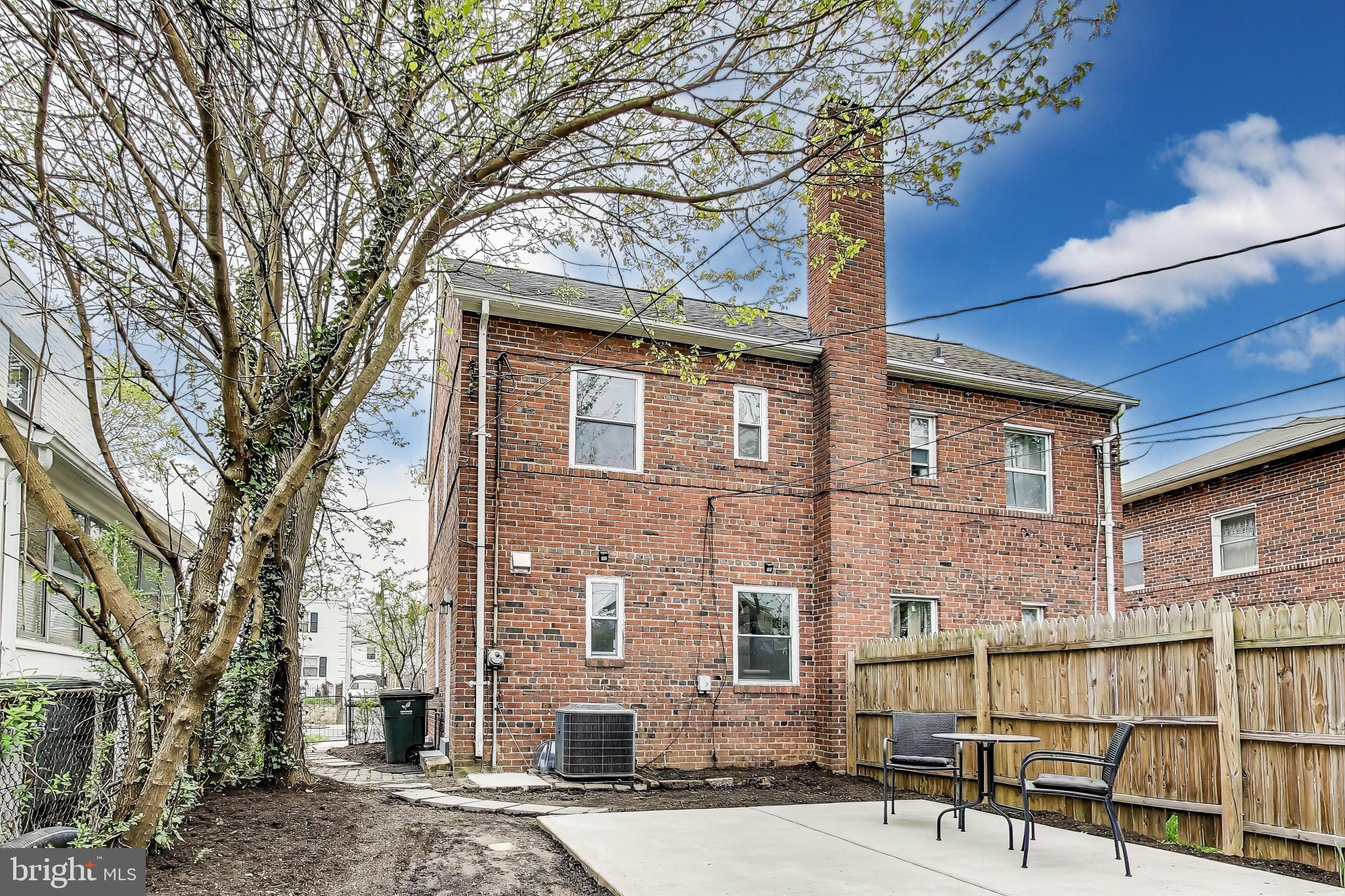 WESTMONT - Residential