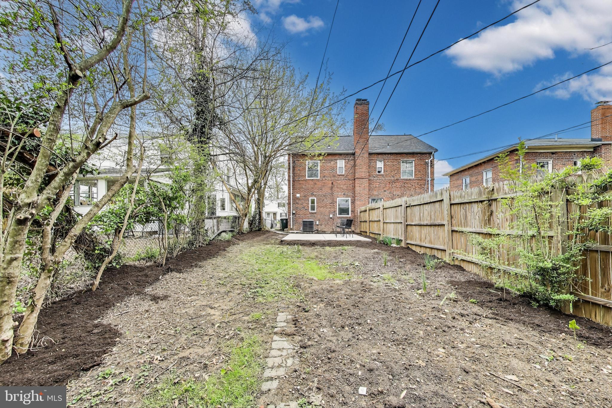 WESTMONT - Residential