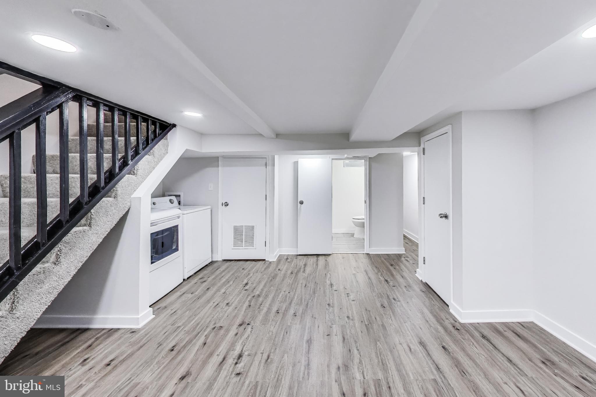 WESTMONT - Residential