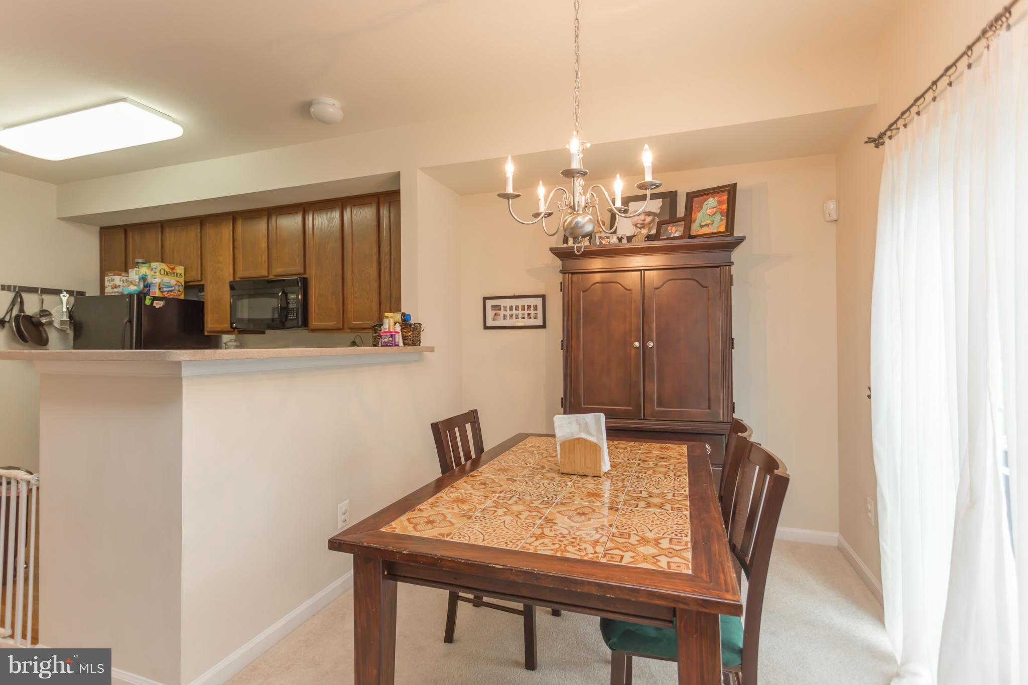 CHATSWORTH VILLAGE CONDO - Residential