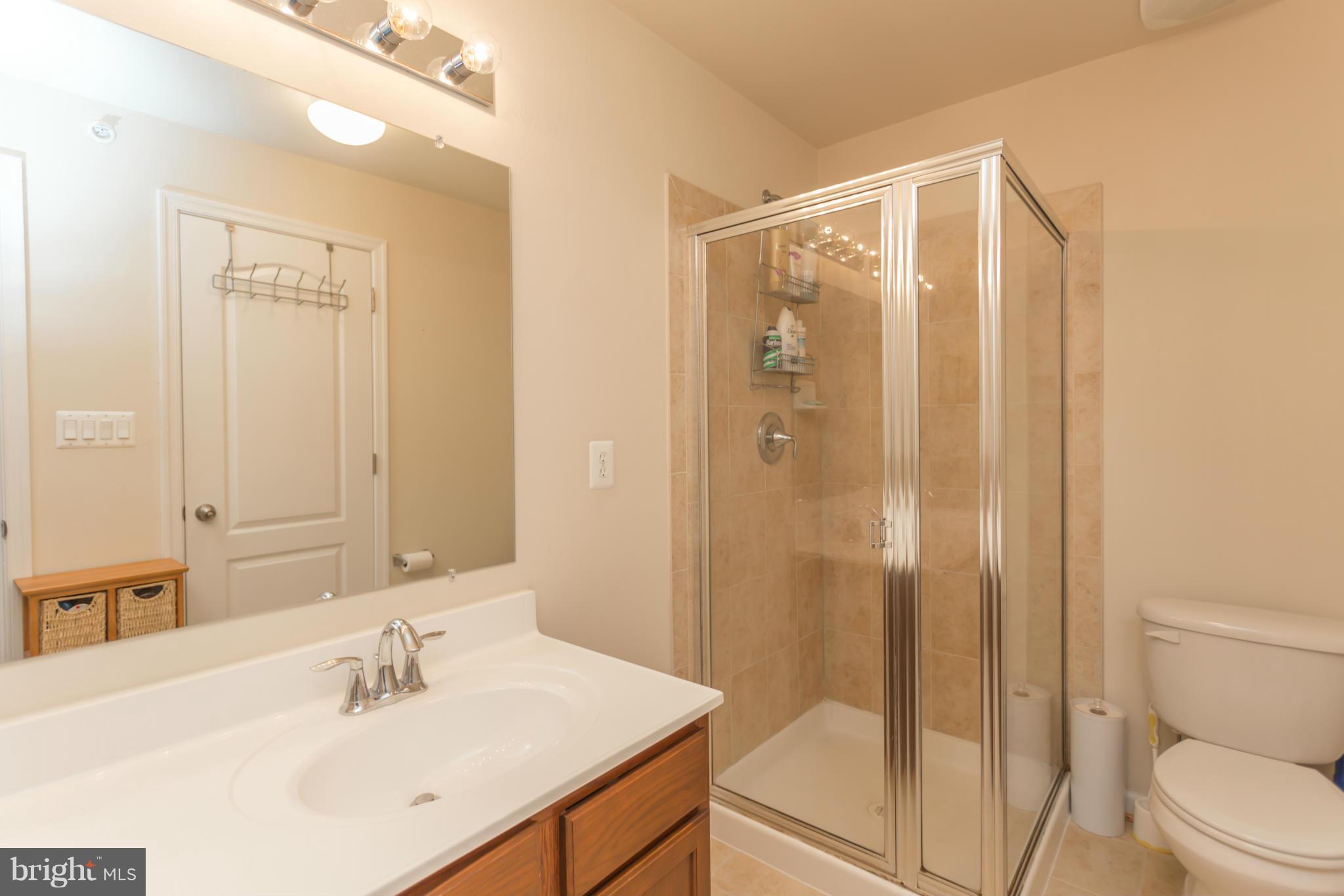 CHATSWORTH VILLAGE CONDO - Residential