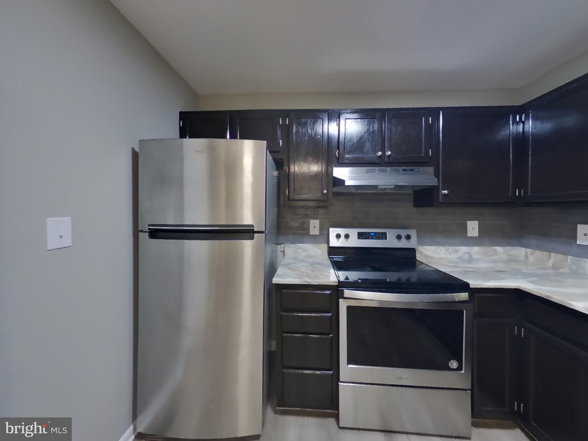 SOUTHVIEW - Residential Lease