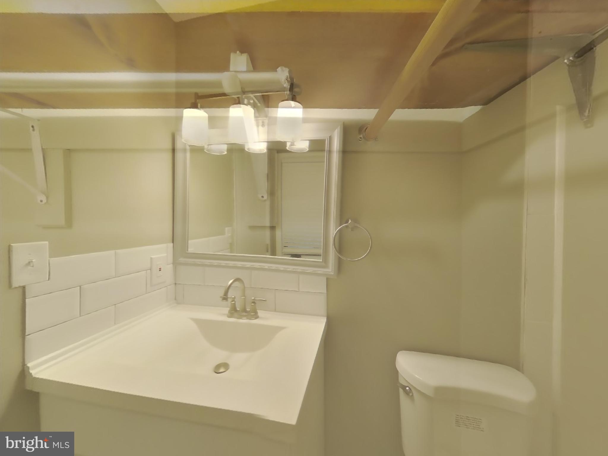 SOUTHVIEW - Residential Lease