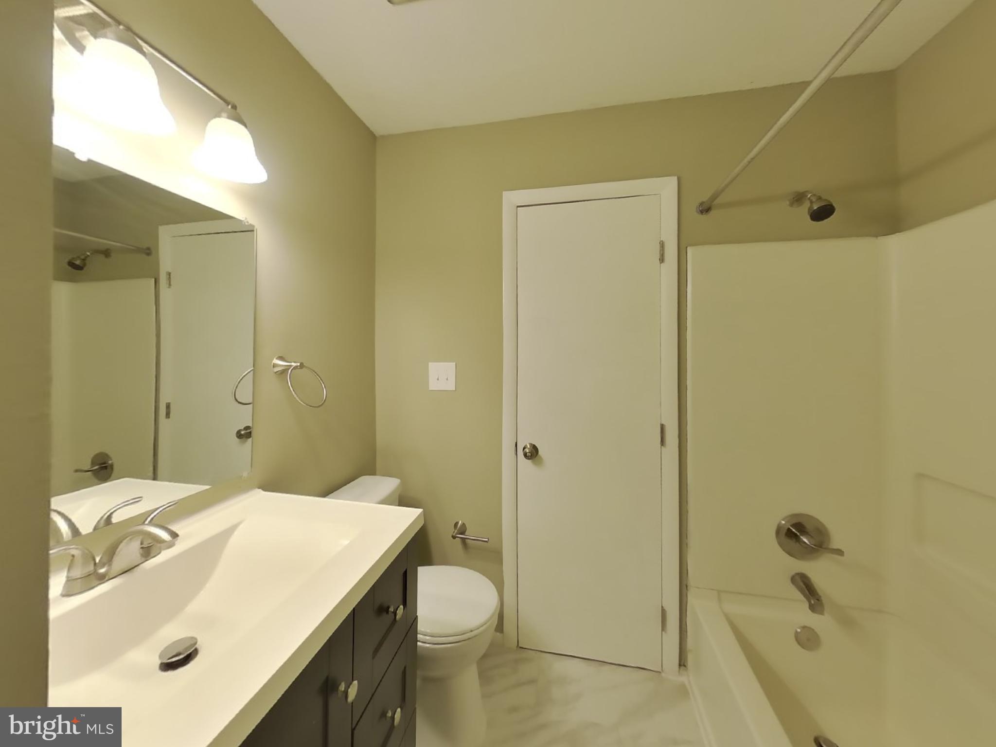 SOUTHVIEW - Residential Lease