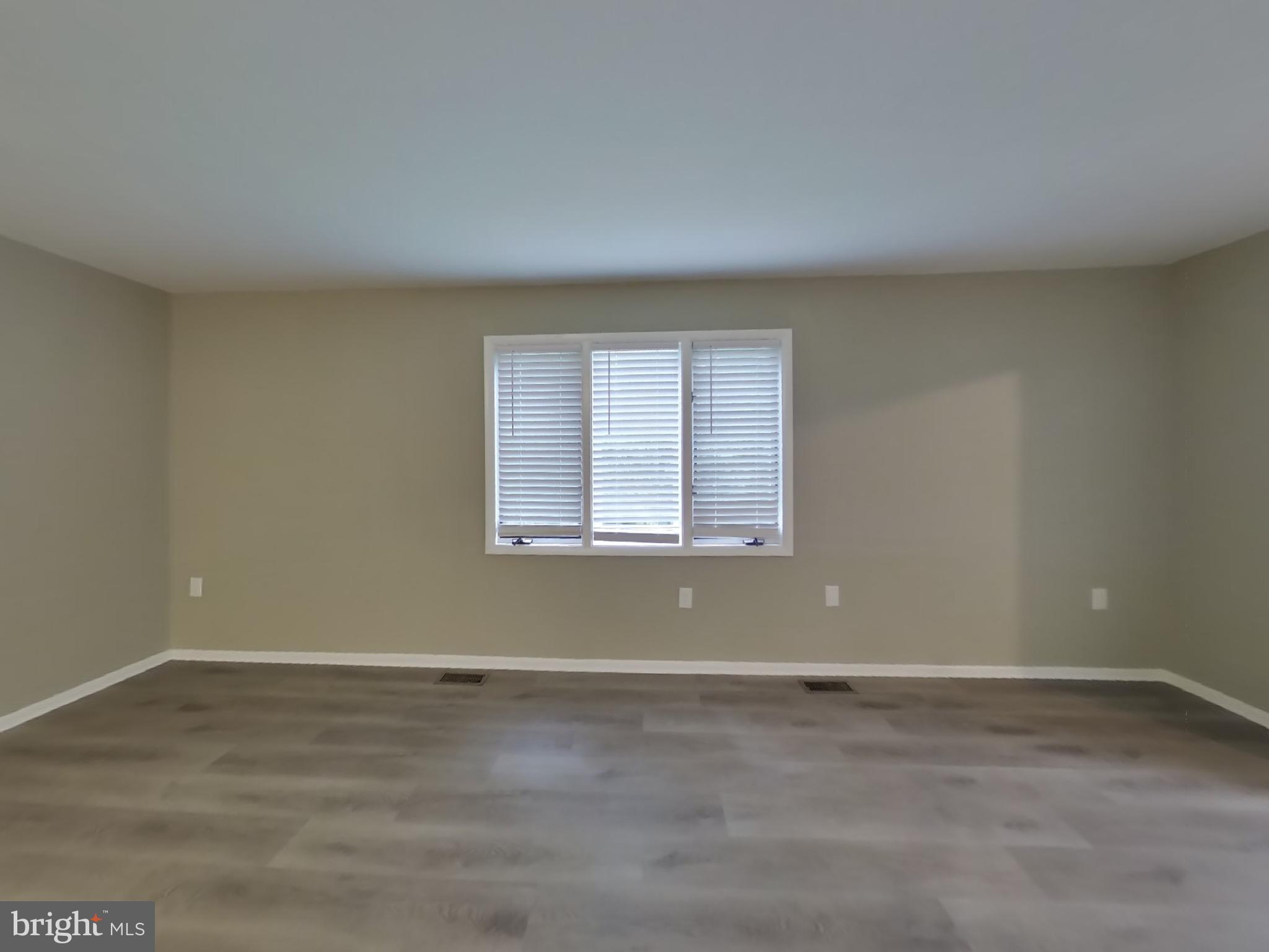 SOUTHVIEW - Residential Lease