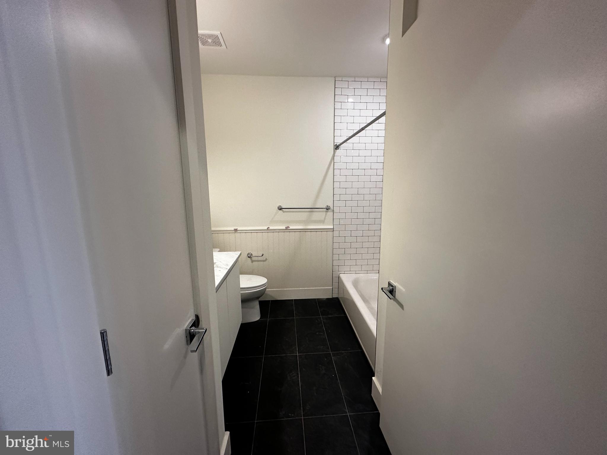 FISHTOWN - Residential Lease