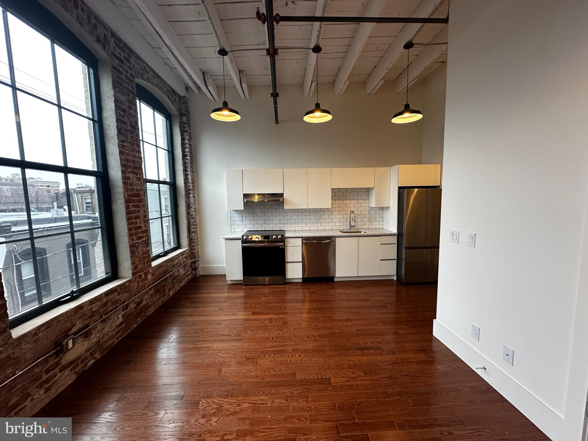 FISHTOWN - Residential Lease