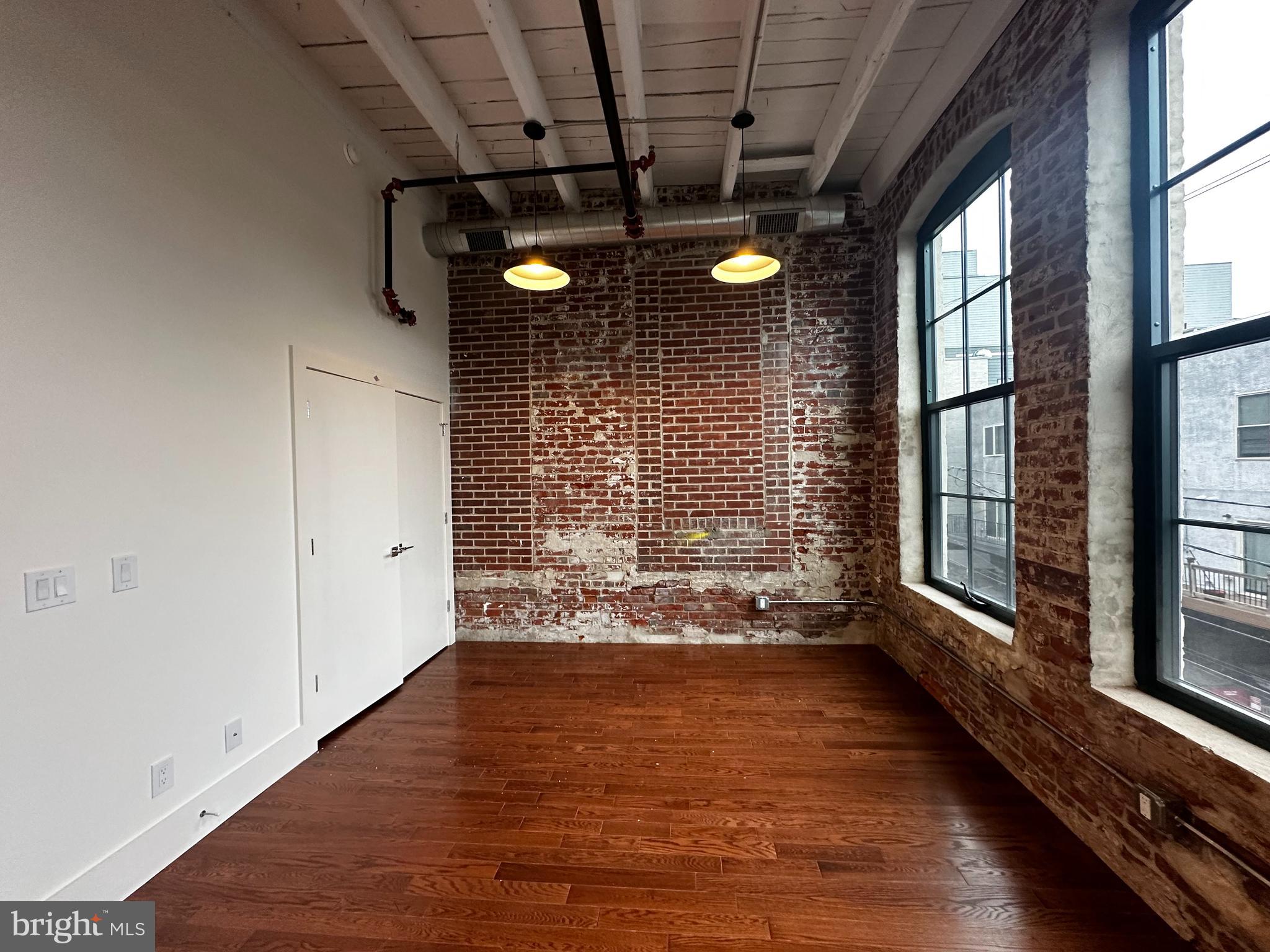 FISHTOWN - Residential Lease
