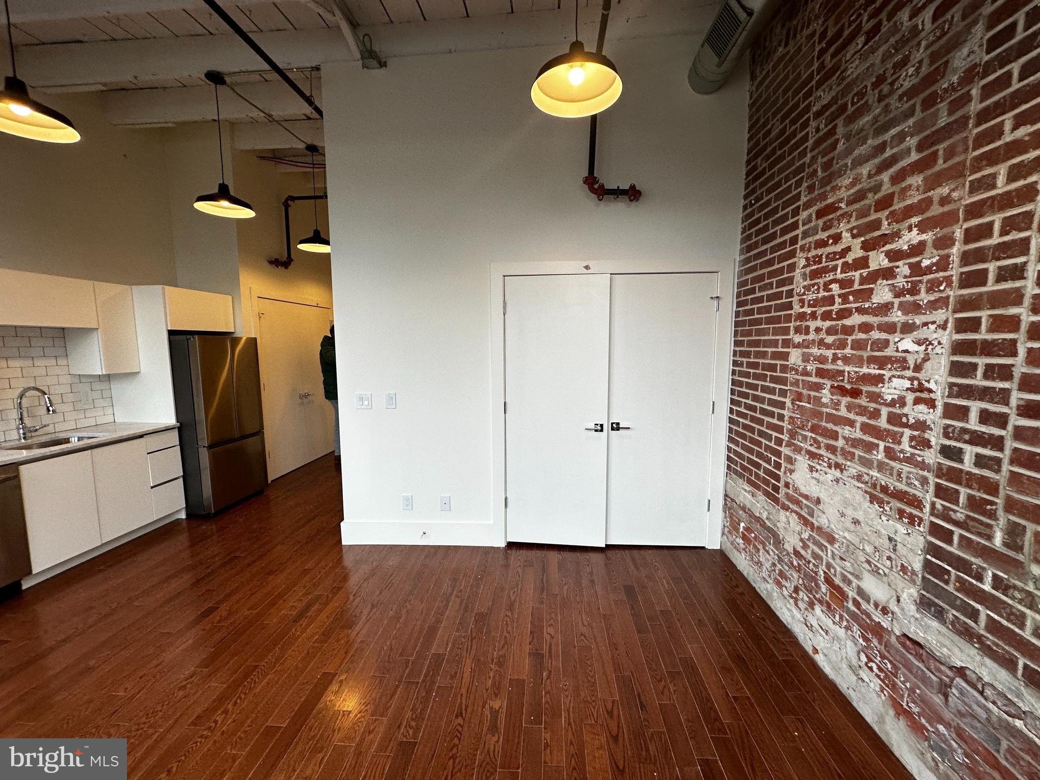 FISHTOWN - Residential Lease