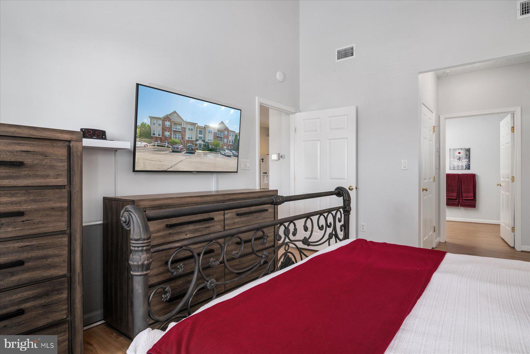 PINEY ORCHARD - Residential