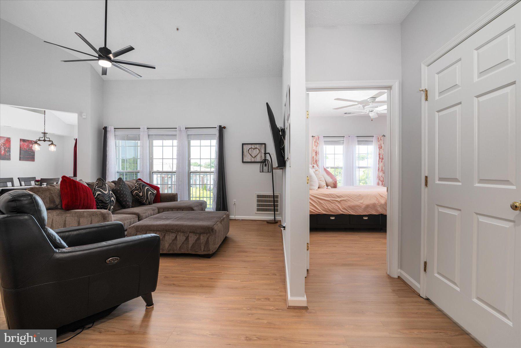 PINEY ORCHARD - Residential