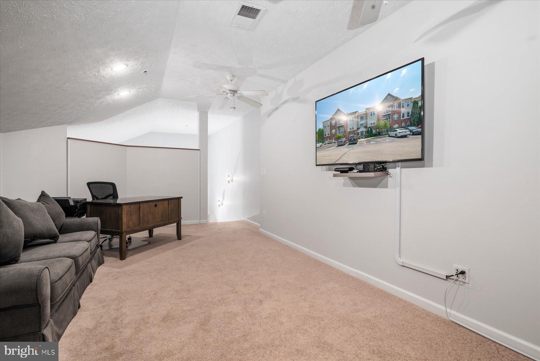 PINEY ORCHARD - Residential