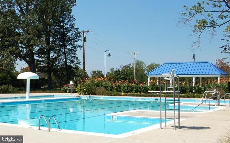 PINEY ORCHARD - Residential