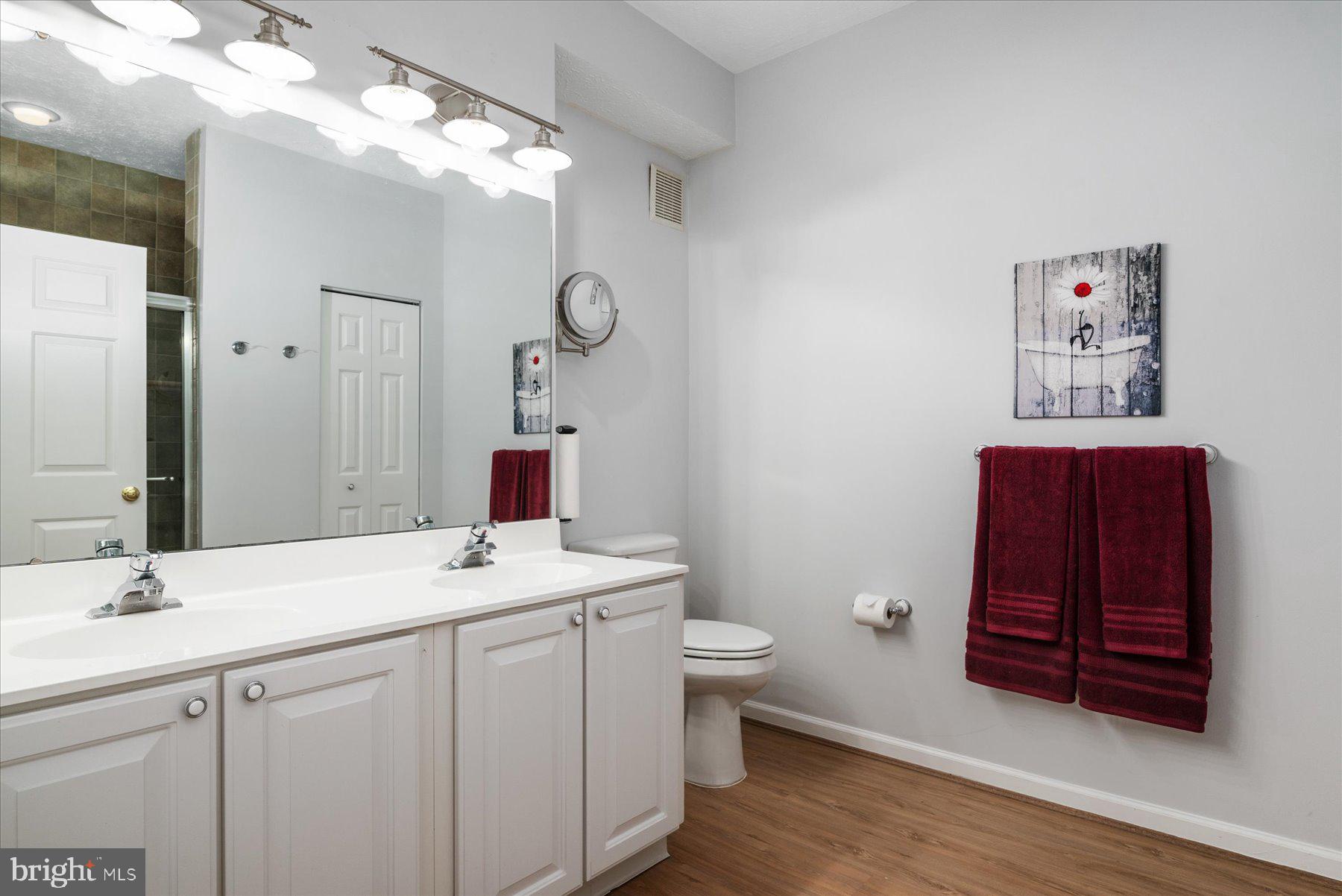 PINEY ORCHARD - Residential