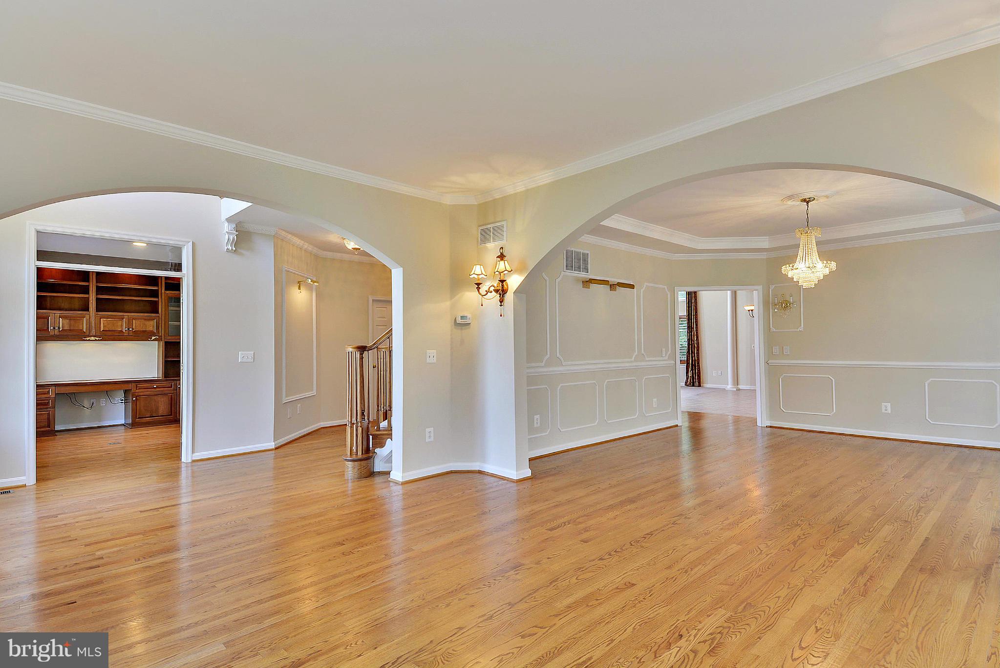 ROCKBURN MANOR - Residential