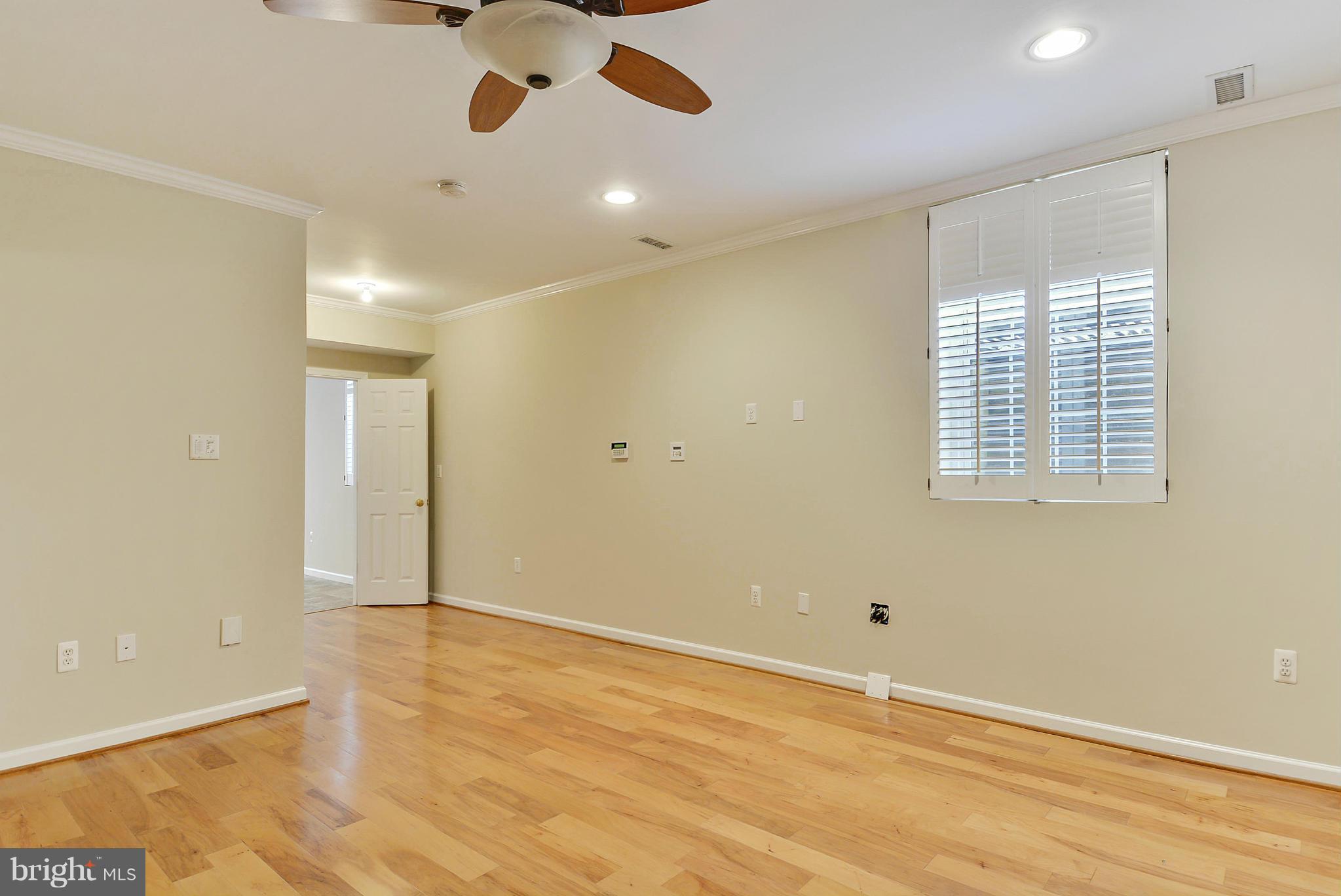 ROCKBURN MANOR - Residential