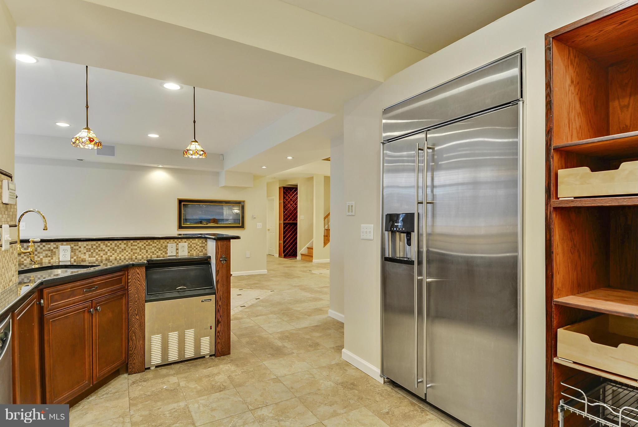 ROCKBURN MANOR - Residential