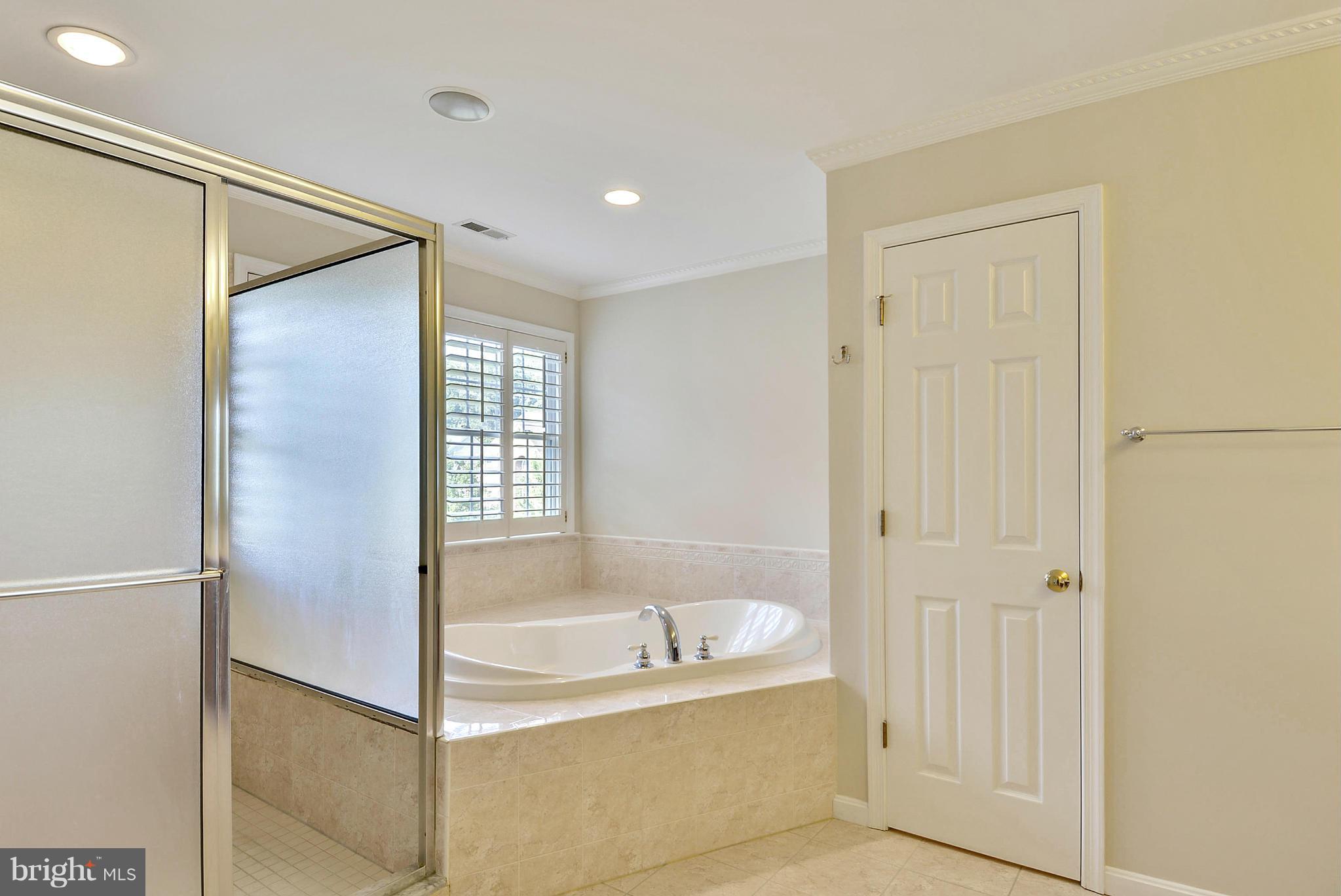 ROCKBURN MANOR - Residential