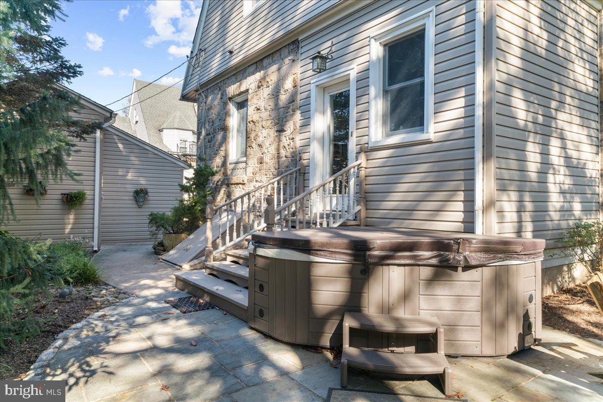 NARBERTH - Residential