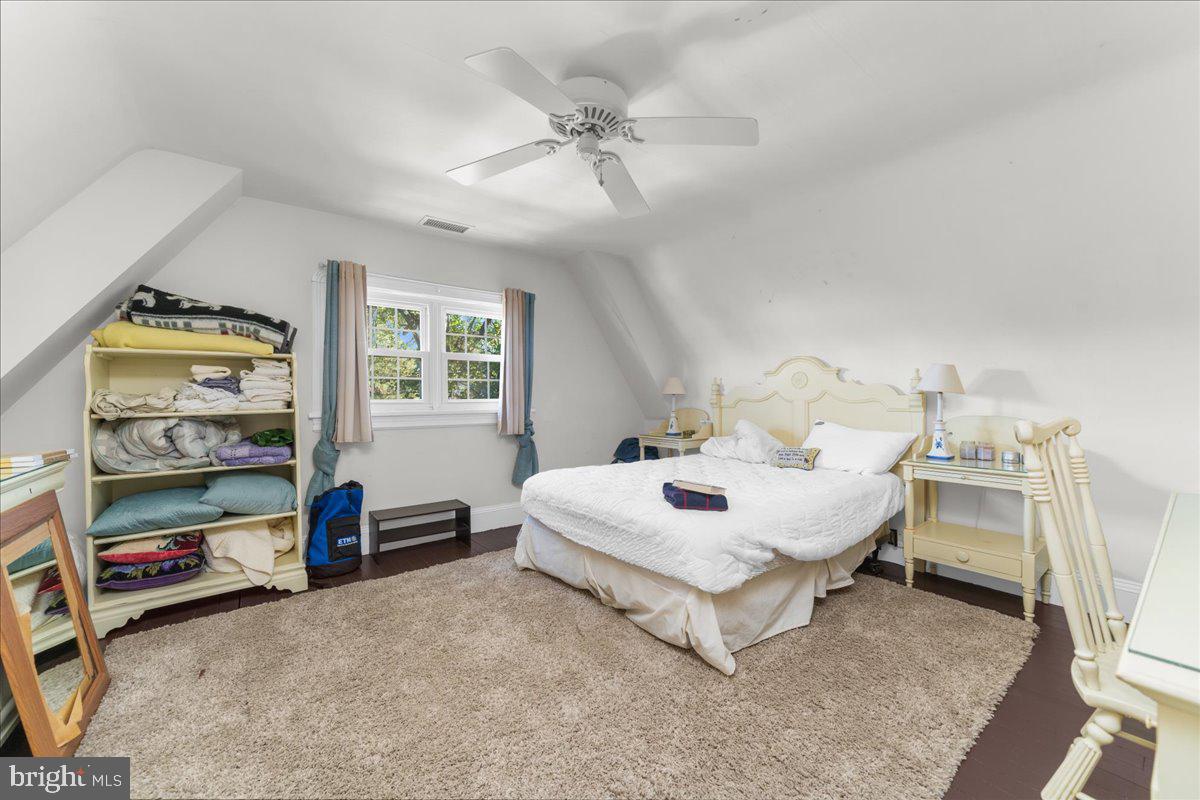 NARBERTH - Residential