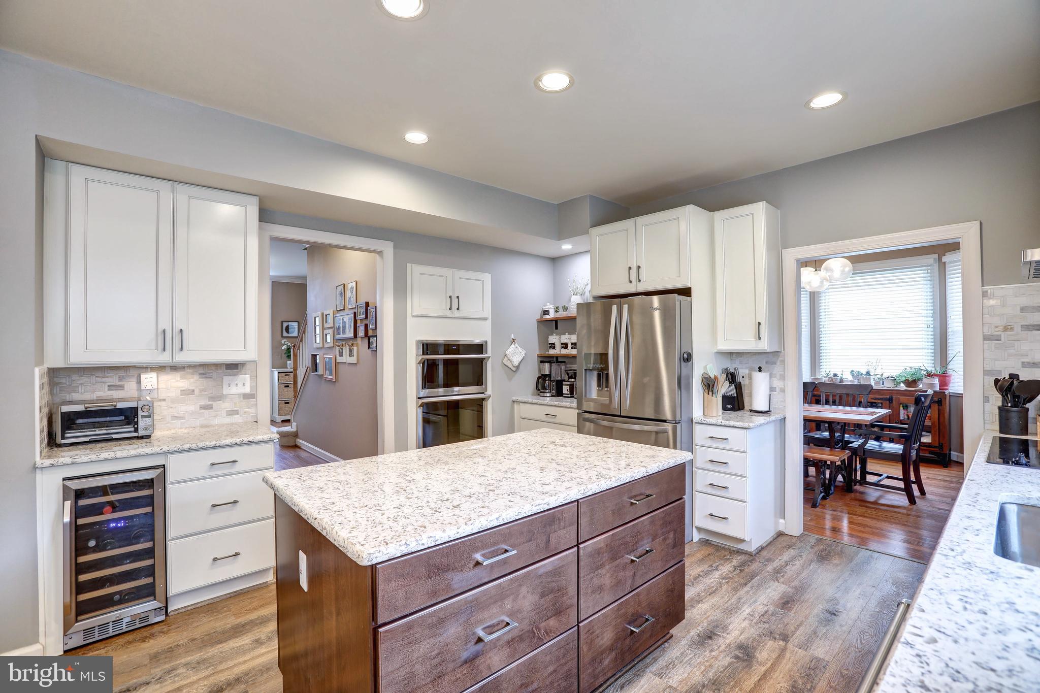 ASHBURN VILLAGE - Residential