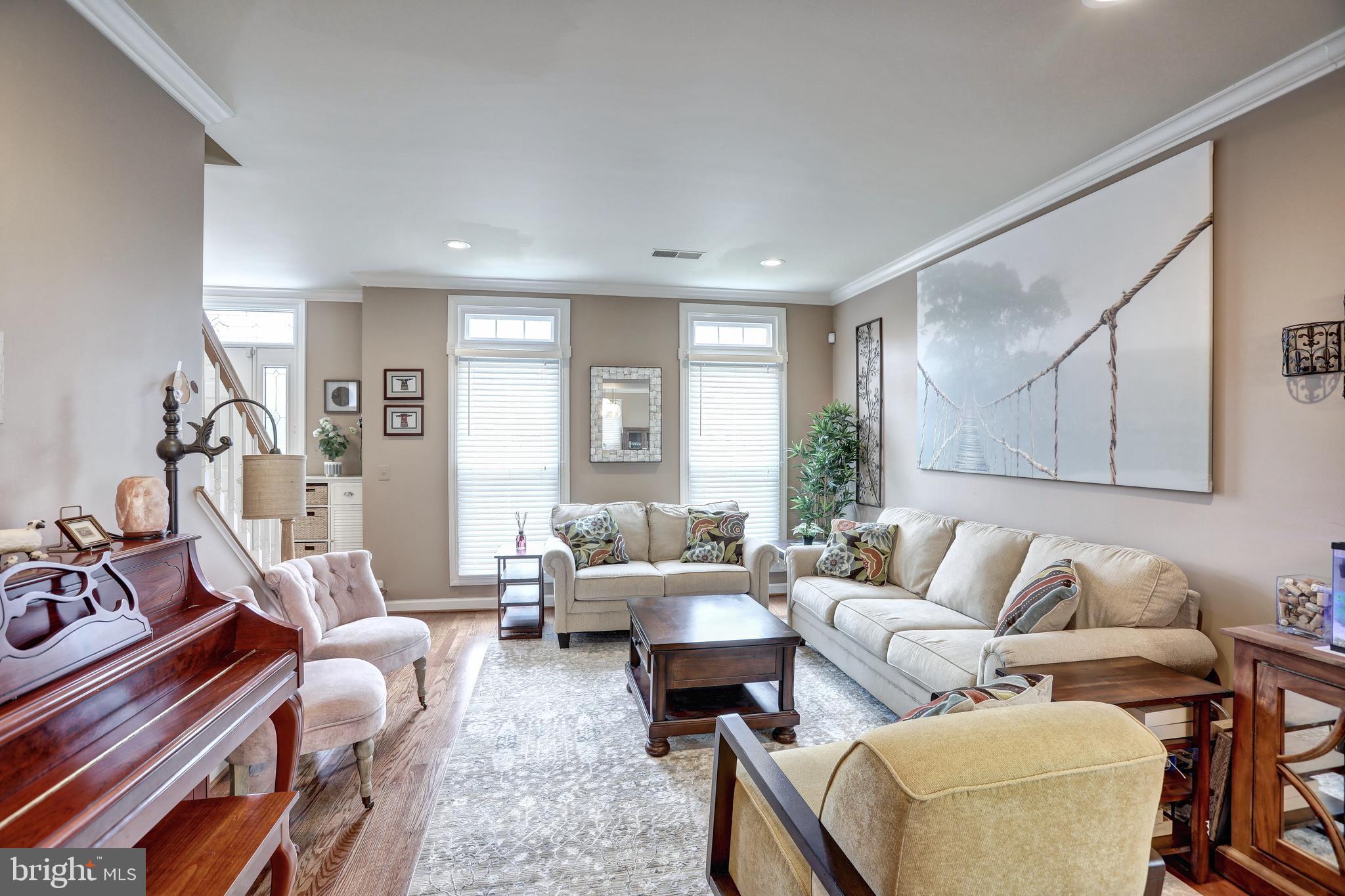 ASHBURN VILLAGE - Residential