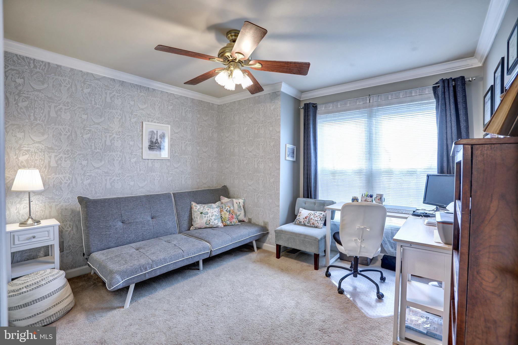 ASHBURN VILLAGE - Residential