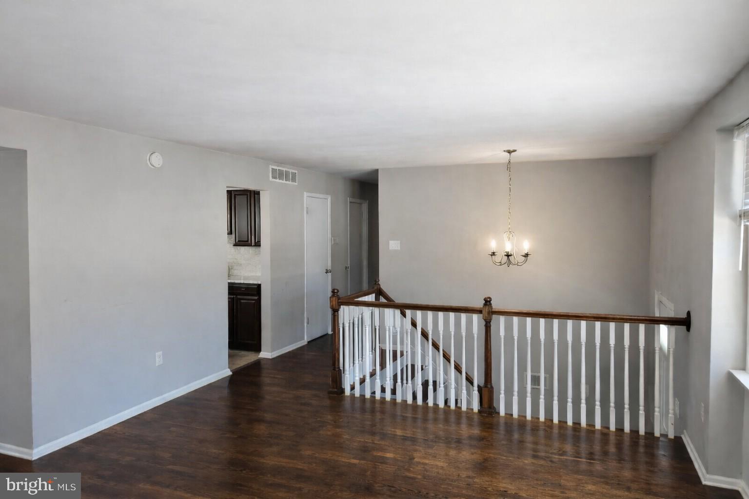 1946 BIRCHWOOD PK DRIVE N