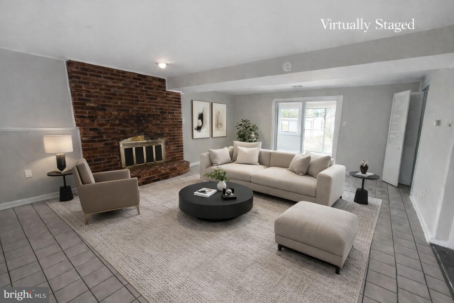 1946 BIRCHWOOD PK DRIVE N