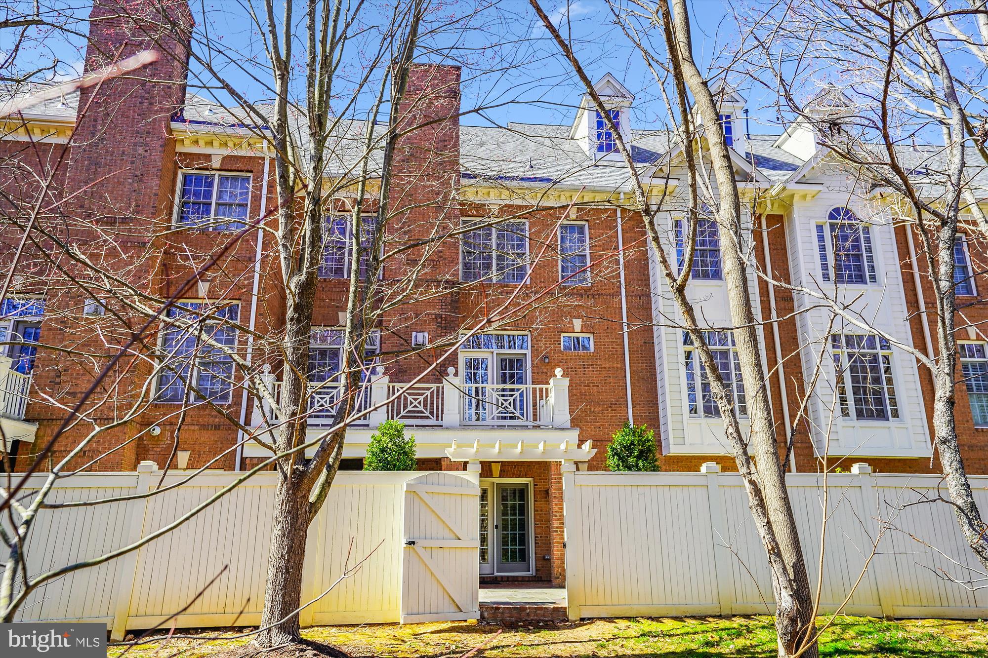 FARRCROFT - Residential