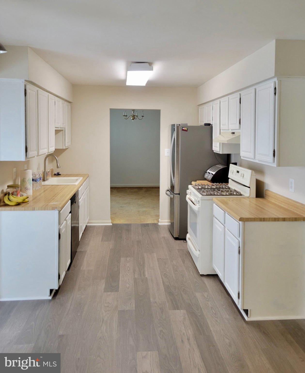 9130 CHESLEY KNOLL COURT
