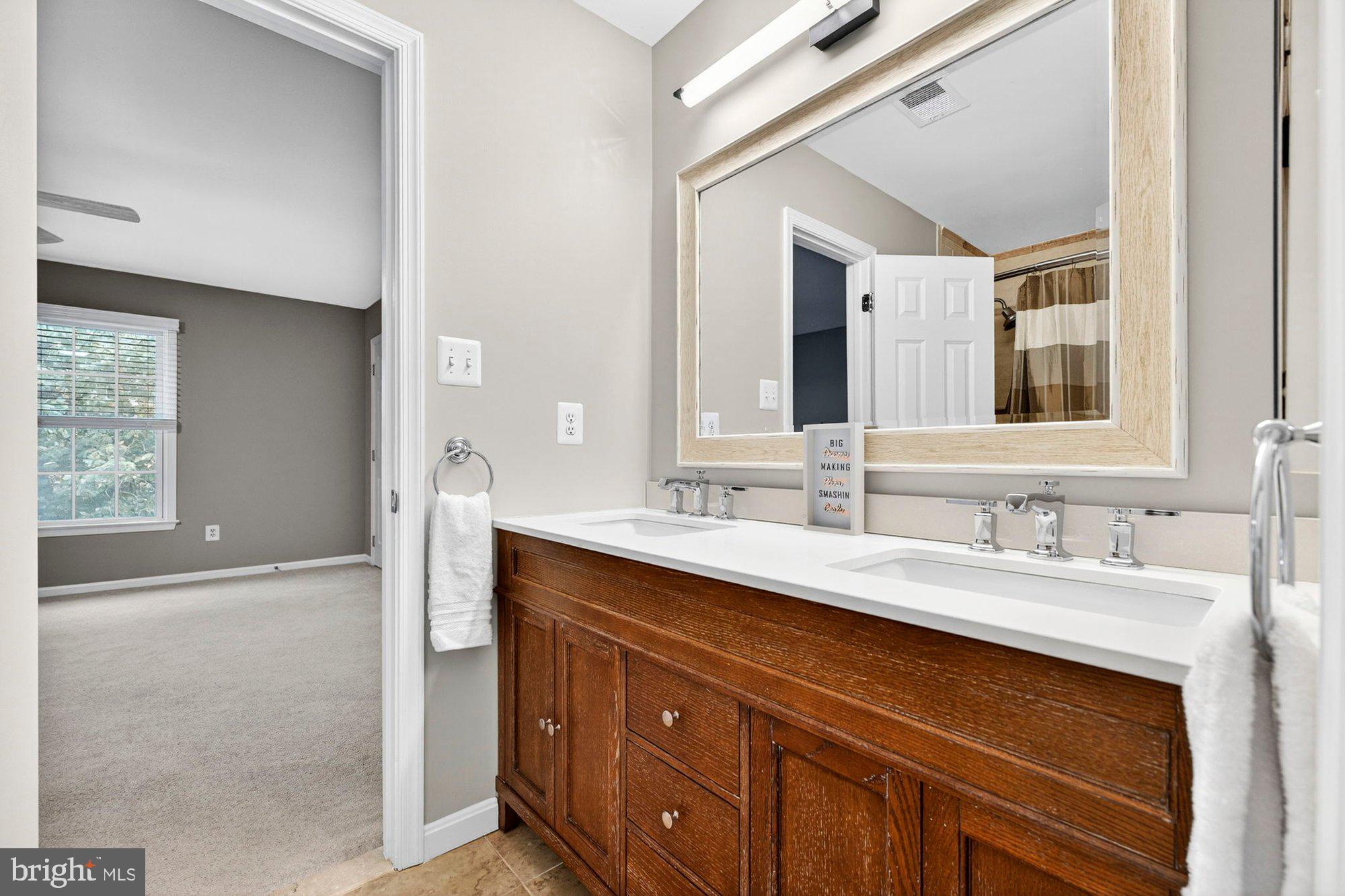 WEST OAKS ESTATES - Residential