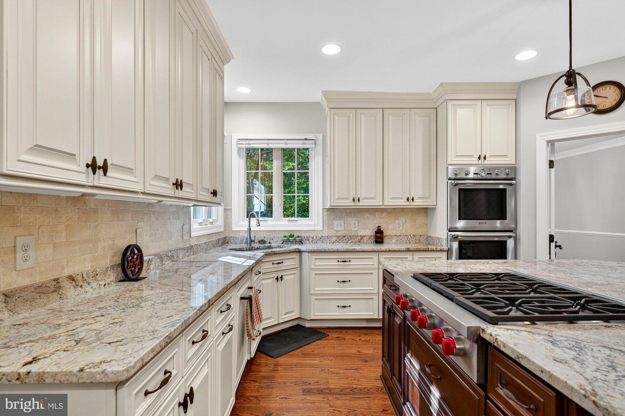 WEST OAKS ESTATES - Residential