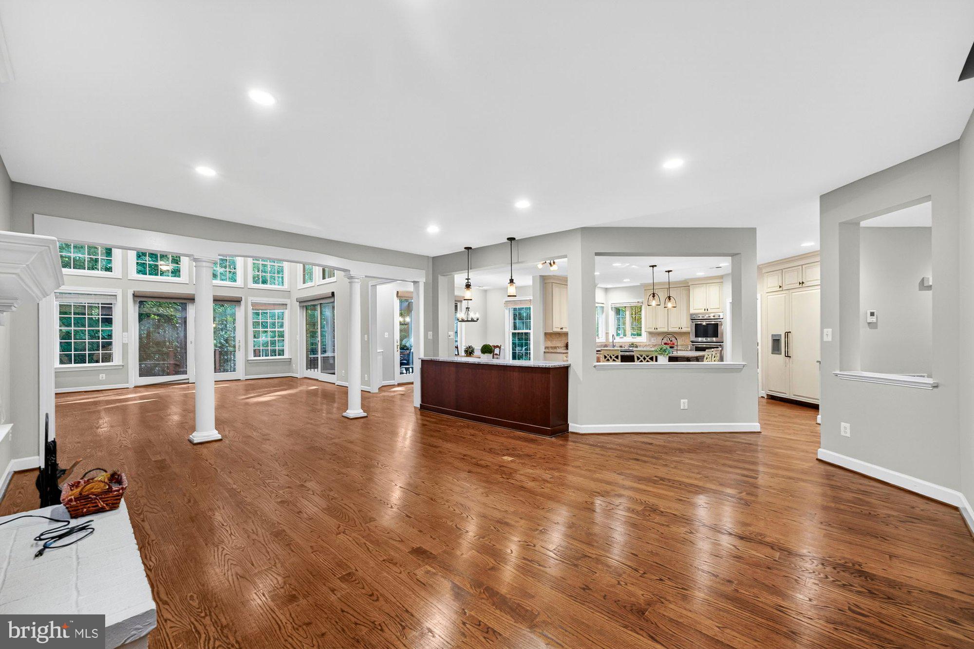 WEST OAKS ESTATES - Residential