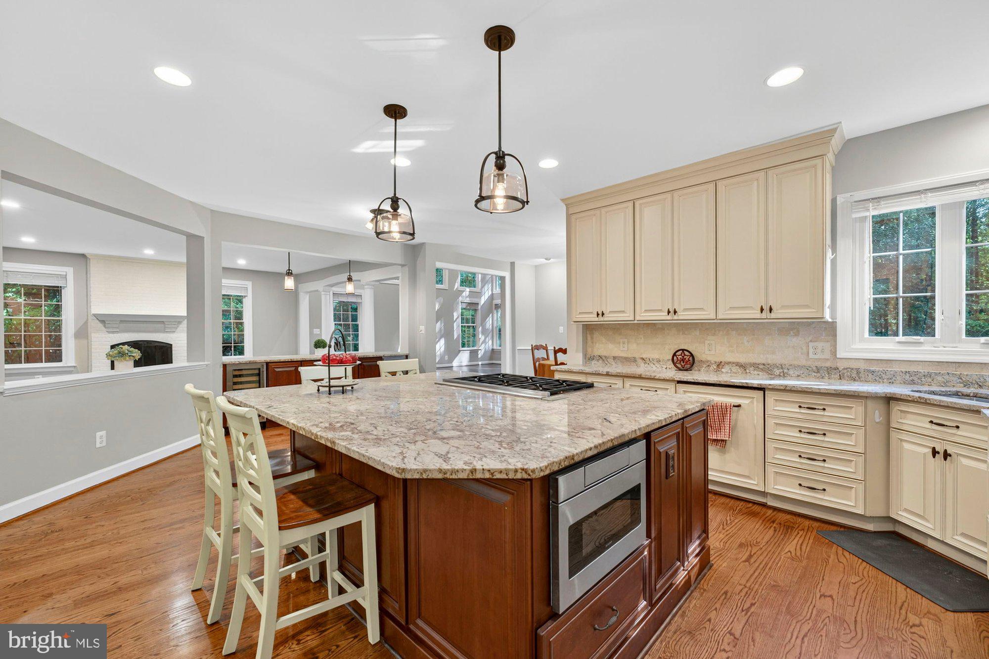 WEST OAKS ESTATES - Residential