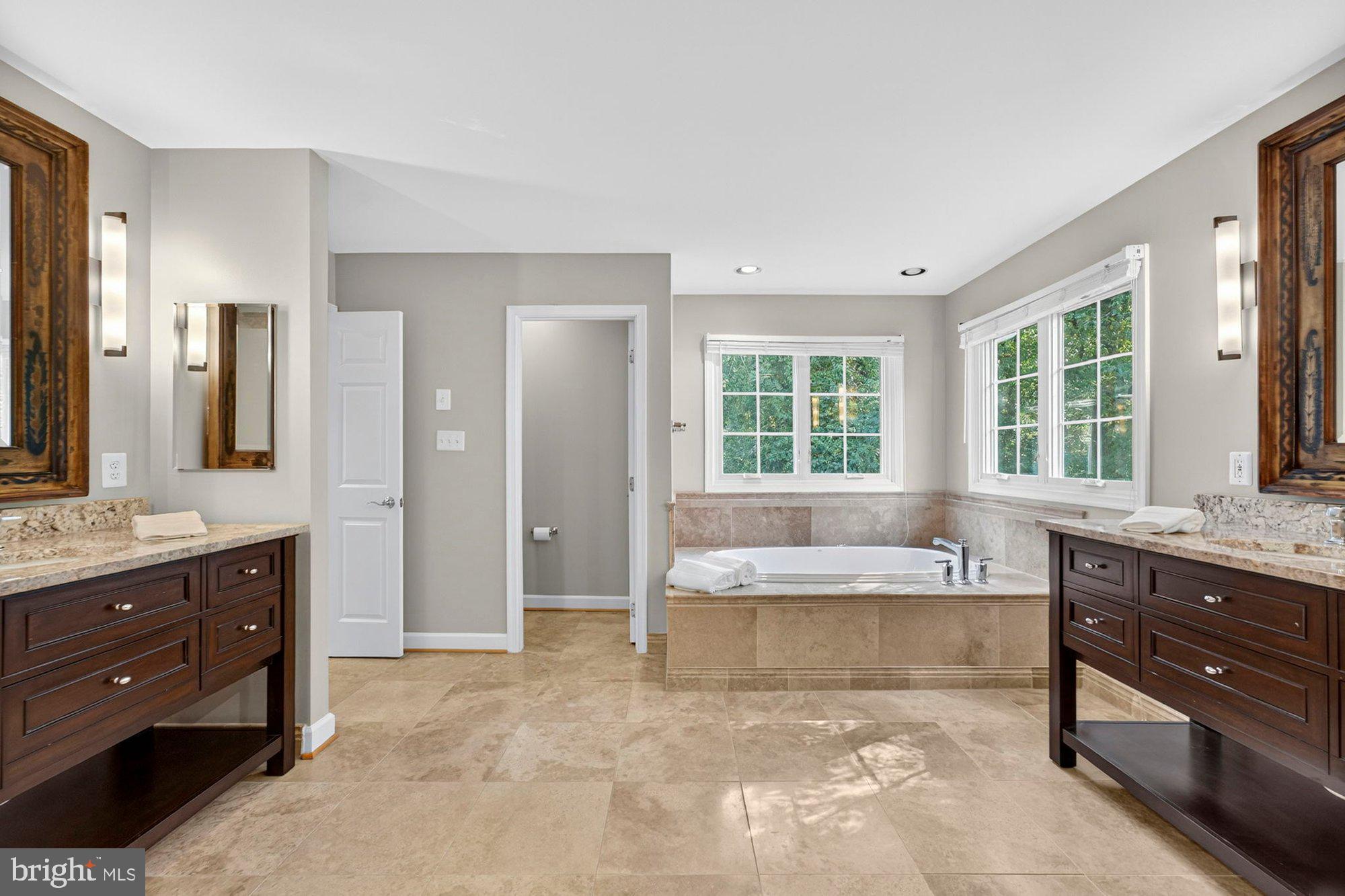 WEST OAKS ESTATES - Residential