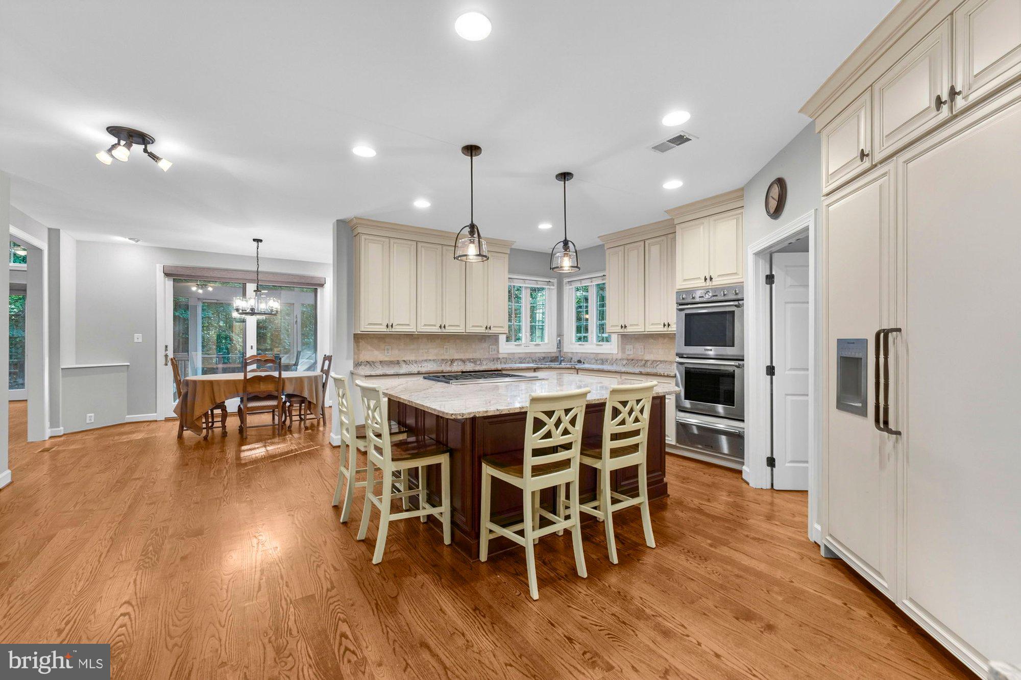 WEST OAKS ESTATES - Residential