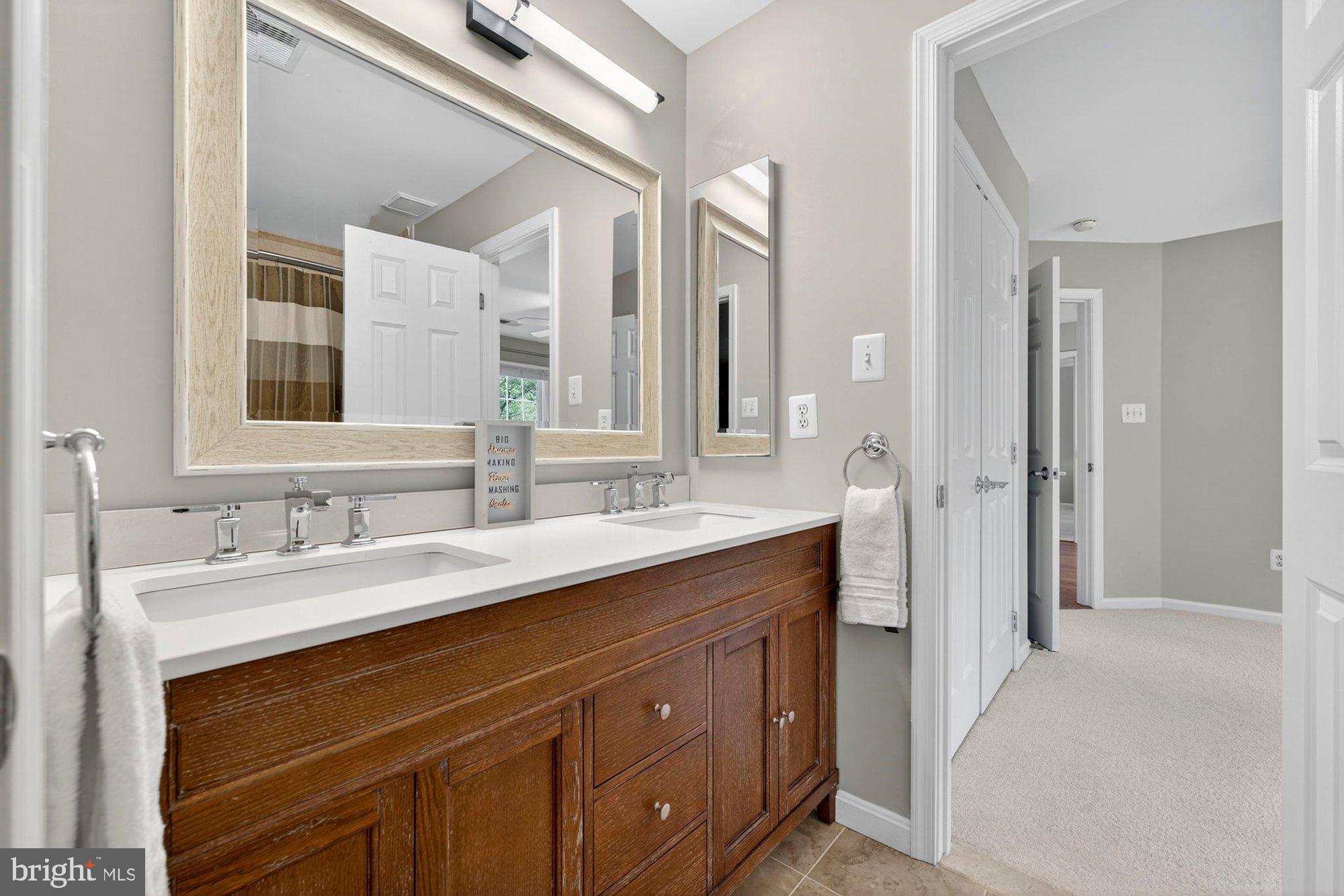 WEST OAKS ESTATES - Residential