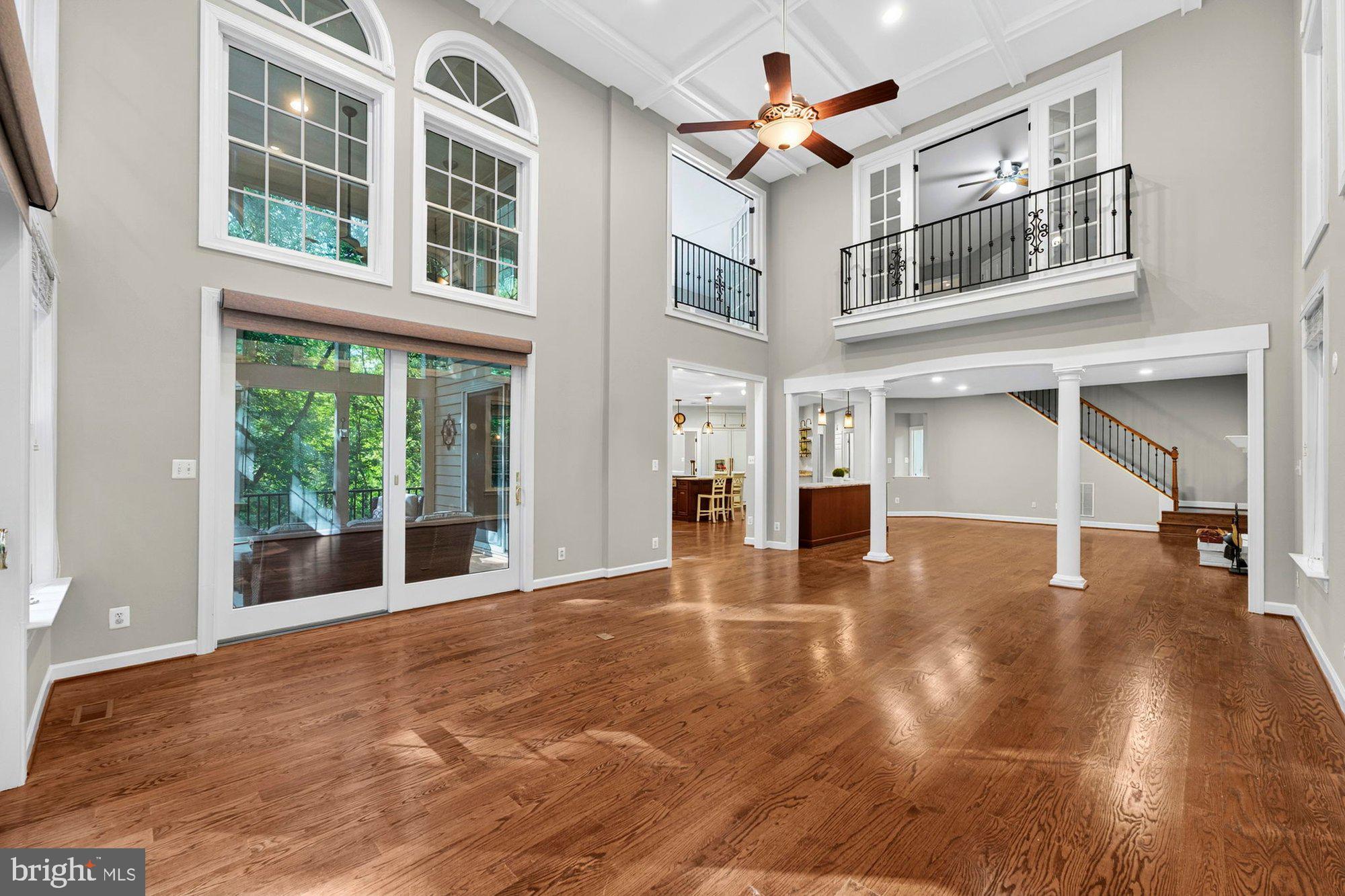 3300 LAUREN OAKS COURT