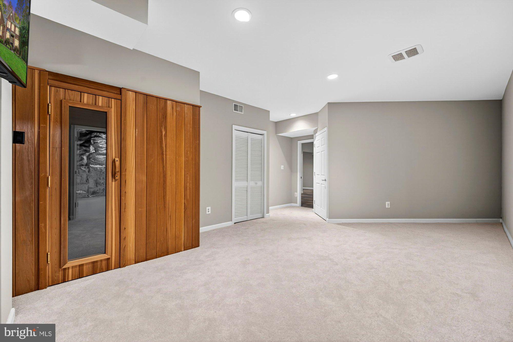 WEST OAKS ESTATES - Residential