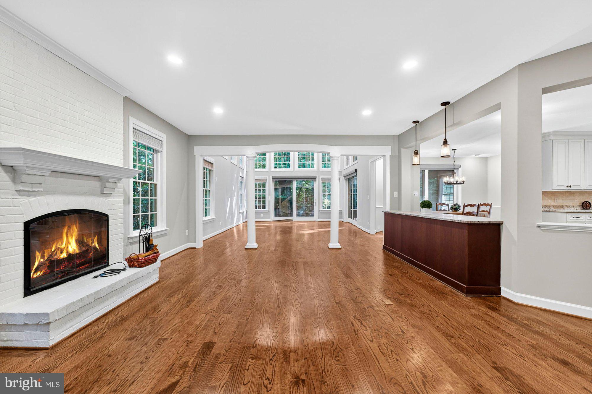 WEST OAKS ESTATES - Residential