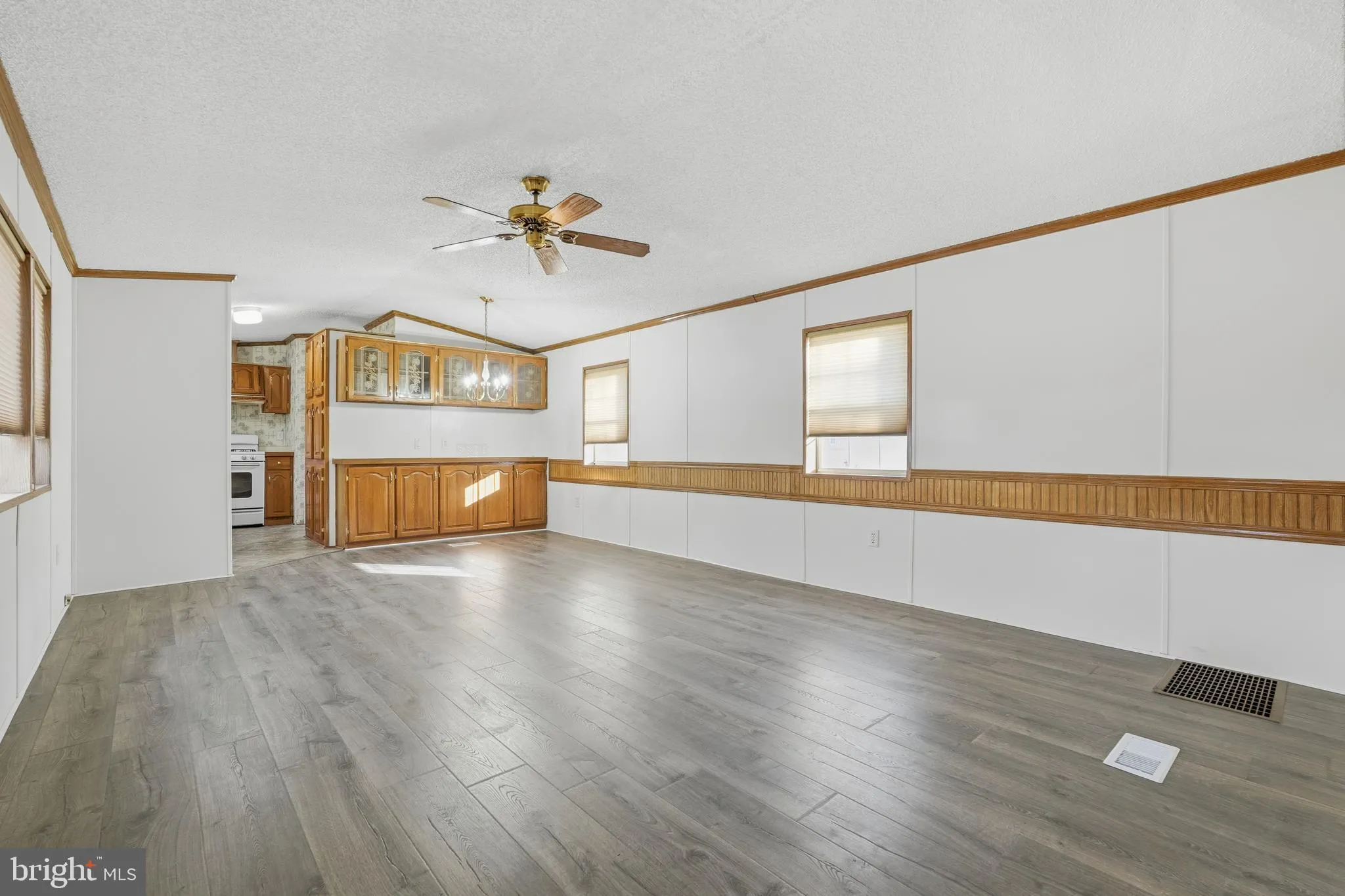 Newark, Delaware 19702, United States, 2 Bedrooms Bedrooms, ,2 BathroomsBathrooms,Residential,Active,237253