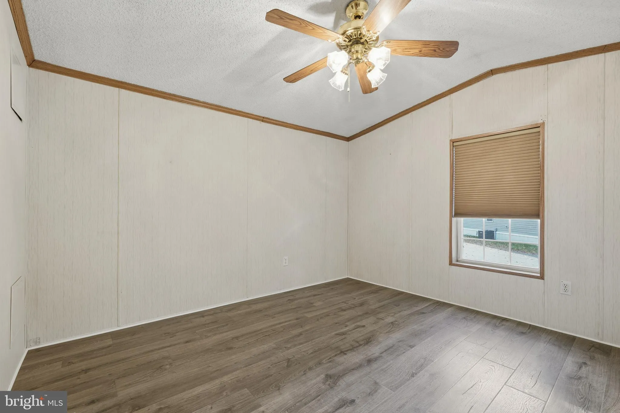 Newark, Delaware 19702, United States, 2 Bedrooms Bedrooms, ,2 BathroomsBathrooms,Residential,Active,237253