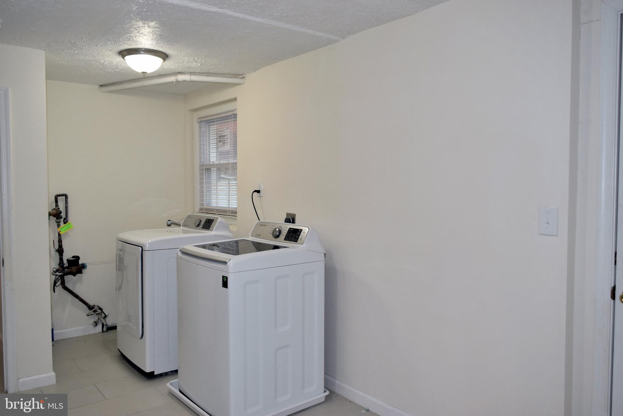 FORT WASHINGTON - Residential